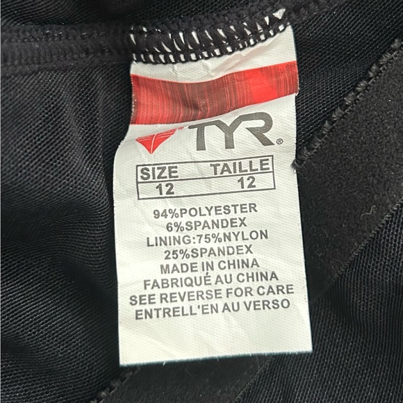 TYR Women’s Solid Halter Controlfit swimsuit size 12 - Picture 5 of 7